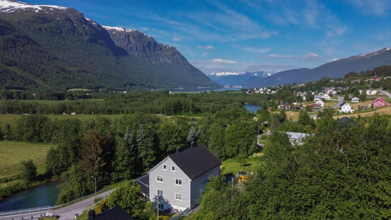 Apartment Dreamvalley Isfjorden Exterior foto