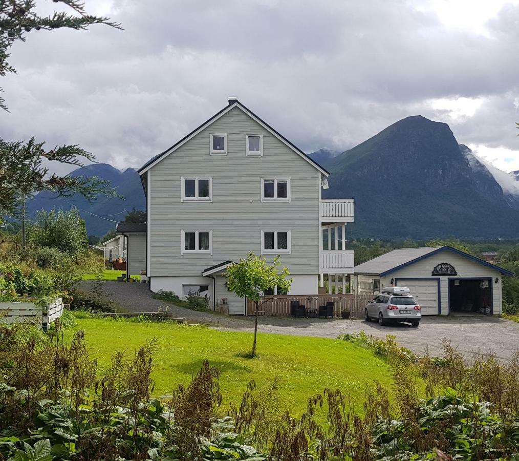 Apartment Dreamvalley Isfjorden Exterior foto